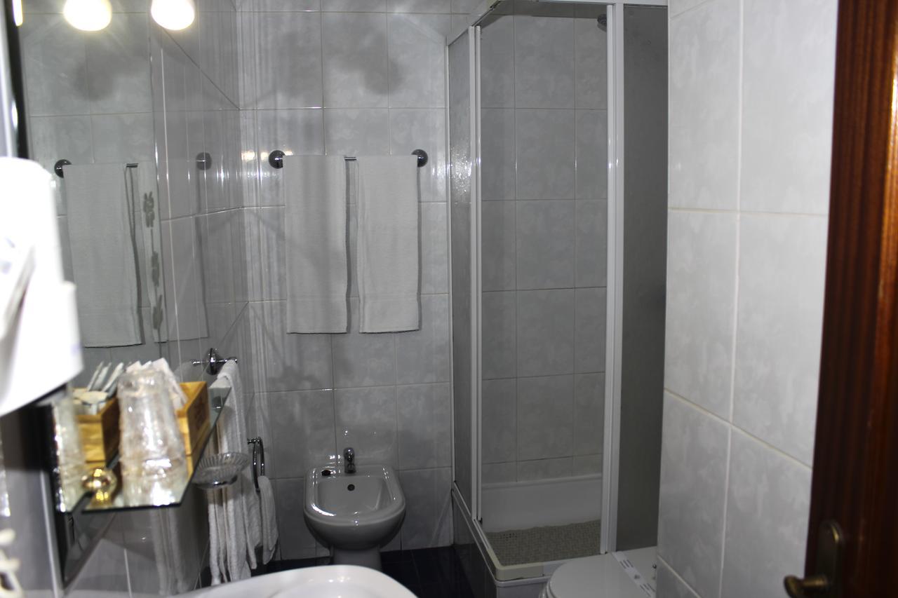 Hotel Oasis Санта-Марта-ди-Пенагиан Экстерьер фото