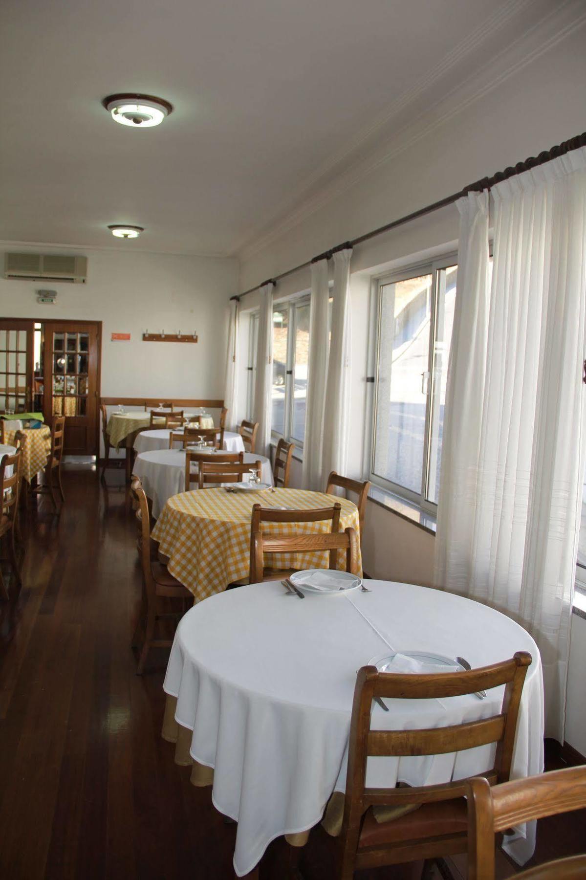 Hotel Oasis Санта-Марта-ди-Пенагиан Экстерьер фото