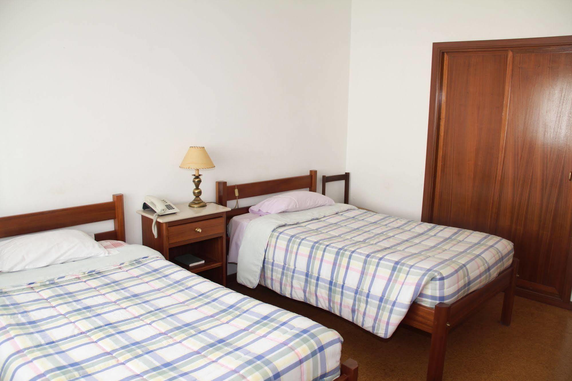 Hotel Oasis Санта-Марта-ди-Пенагиан Экстерьер фото